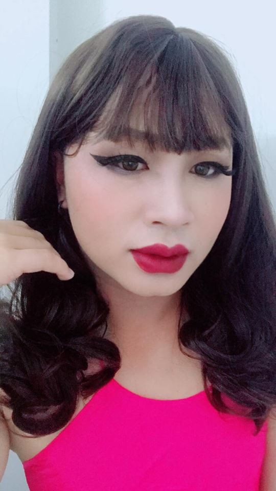 Thanh niên vai u thịt bắp bị bạn thân biến thành girl xinh trong một nốt nhạc Thanh niên vai u thịt bắp bị bạn thân biến thành girl xinh trong một nốt nhạc